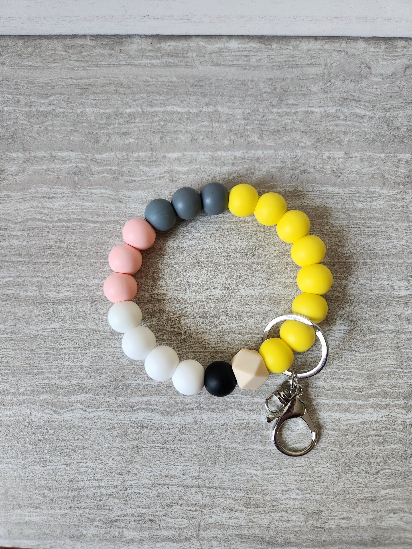 ✏️ Pencil Wristlet – For the Teacher Who Does It All (and Makes It Cute!)