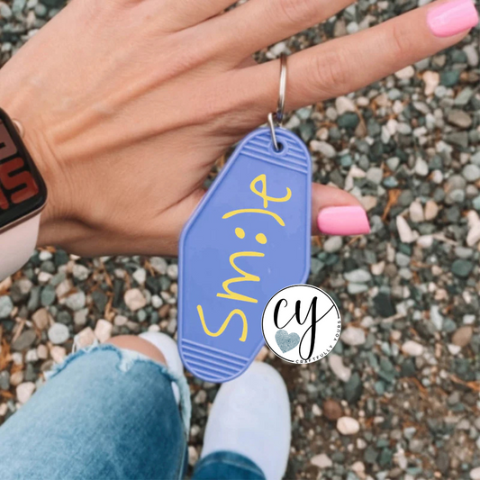 "Sm:le" Retro Motel Keychain