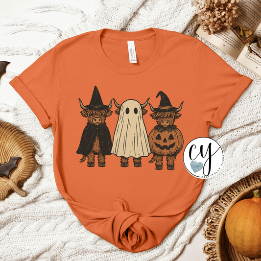 Vintage Halloween Costume Highland Cows T-Shirt | Highland Cow Tee | Farm Animal Fall Shirt | Scottish Cow Lover Gift